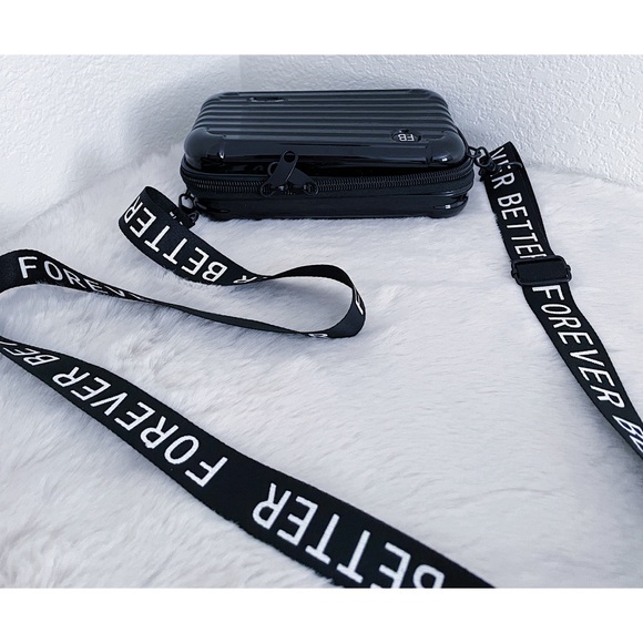 Mini Suitcase Style Handbag - Picture 3 of 5